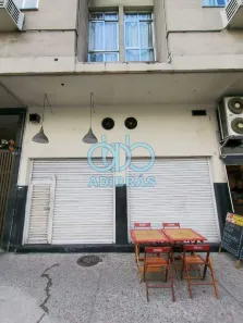 Ponto Comercial para alugar, 156m² no Copacabana, Rio de Janeiro