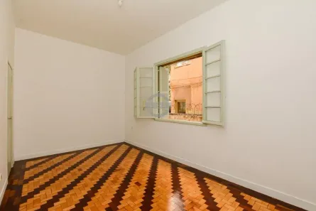 Apartamento com 2 Quartos para alugar, 70m² no Centro Histórico, Porto Alegre