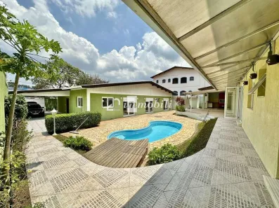 Casa com 8 Quartos para alugar, 444m² no Granja Viana, Cotia