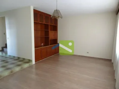 Casa com 3 Quartos à venda, 243m² no Vila Lageado, São Paulo