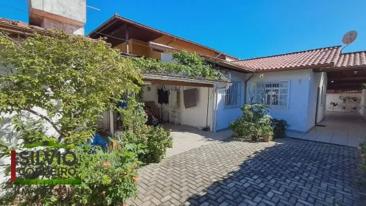 Casa com 3 Quartos à venda, 116m² no Barra da Lagoa, Florianópolis