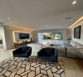 Sobrado com 4 Quartos à venda, 370m² no Vila Constança, São Paulo