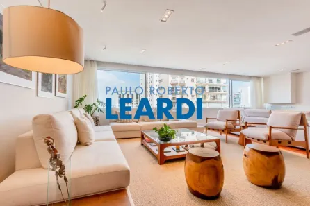 Apartamento com 2 Quartos à venda, 213m² no Jardim Paulista, São Paulo