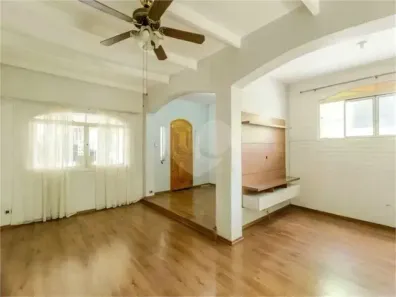 Casa com 4 Quartos para venda ou aluguel, 300m² no Cidade Monções, São Paulo