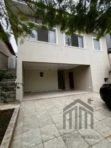 Sobrado com 3 Quartos à venda, 179m² no Chácaras Roselândia, Cotia