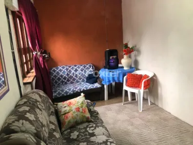 Casa com 2 Quartos à venda, 200m² no Partenon, Porto Alegre