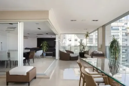 Apartamento com 3 Quartos para alugar, 250m² no Vila Nova Conceição, São Paulo