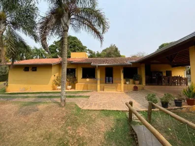 Fazenda/Sítio com 3 Quartos para alugar, 238m² no Jardim Abadia, Louveira