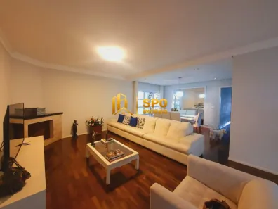 Casa com 3 Quartos para alugar, 250m² no Jardim Campo Grande, São Paulo