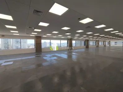 Sala Comercial para alugar, 1602m² no Parque Industrial Tomas Edson, São Paulo