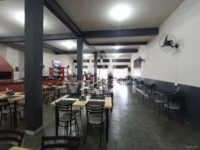 Prédio Comercial com 3 Quartos à venda, 273m² no Luizote de Freitas, Uberlândia