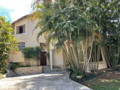 Casa de Condomínio com 3 Quartos à venda, 350m² no Parque Dom Henrique, Cotia