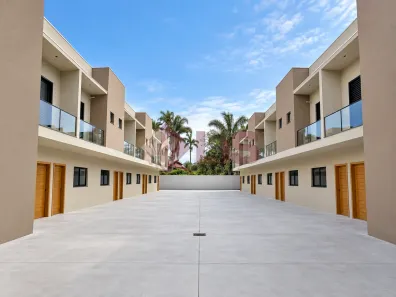 Casa com 2 Quartos à venda, 65m² no Jardim Brasil, Caraguatatuba