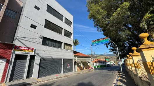 Galpão/Depósito/Armazém para alugar, 300m² no Camanducaia, Camanducaia
