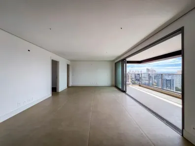 Apartamento com 3 Quartos à venda, 170m² no Cambuí, Campinas