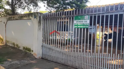 Casa com 2 Quartos à venda, 150m² no Conjunto Habitacional Requião, Maringá