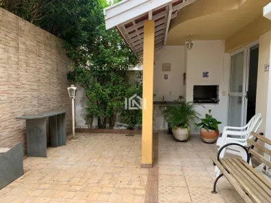 Casa de Condomínio com 3 Quartos para alugar, 164m² no Jardim Barbacena, Cotia