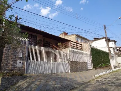 Casa com 4 Quartos à venda, 470m² no Jardim Brasília 2, Resende