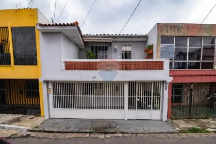 Casa com 3 Quartos à venda, 139m² no Cidade Velha, Belém