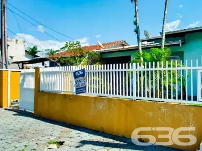 Casa com 3 Quartos à venda, 94m² no Adhemar Garcia, Joinville