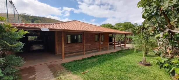 Fazenda/Sítio com 3 Quartos à venda, 280m² no Santa Rita do Zarur, Volta Redonda