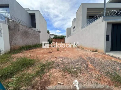 Lote/Terreno à venda, 240m² no Ibituruna, Montes Claros