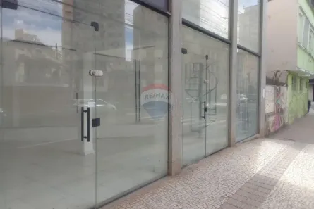 Ponto Comercial para alugar, 100m² no São Mateus, Juiz de Fora