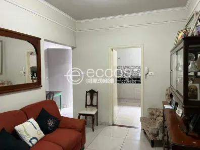 Casa com 4 Quartos para alugar, 270m² no Cazeca, Uberlândia