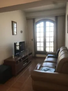 Sobrado com 3 Quartos para alugar, 180m² no Vila Rafael de Oliveira, Jundiaí