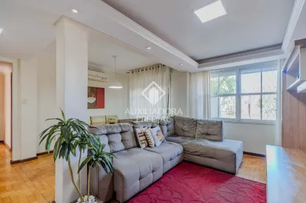 Apartamento com 3 Quartos à venda, 77m² no Jardim Botânico, Porto Alegre
