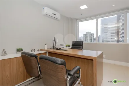 Sala Comercial à venda, 36m² no Santana, Porto Alegre