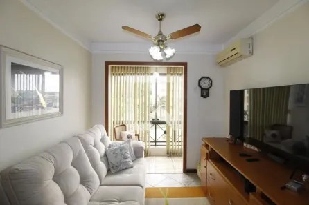 Apartamento com 2 Quartos à venda, 70m² no Jardim Carvalho, Porto Alegre