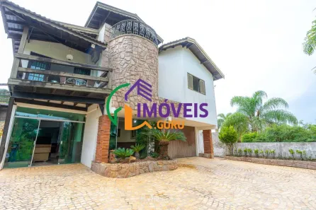 Fazenda/Sítio com 5 Quartos à venda, 740m² no Monterrey, Louveira