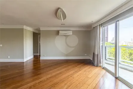 Apartamento com 3 Quartos à venda, 168m² no Vila Madalena, São Paulo