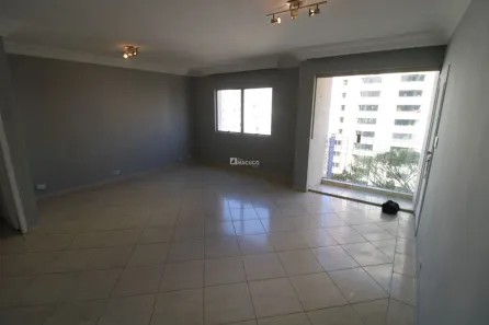 Apartamento com 3 Quartos para alugar, 110m² no Moema, São Paulo