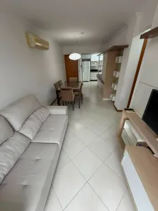 Apartamento com 2 Quartos para alugar, 76m² no Agronômica, Florianópolis