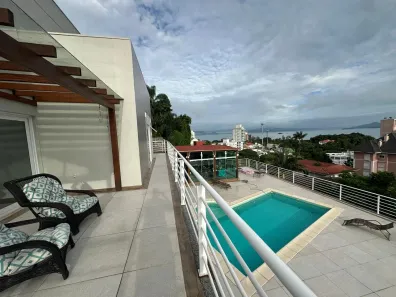 Casa com 3 Quartos à venda, 765m² no Agronômica, Florianópolis