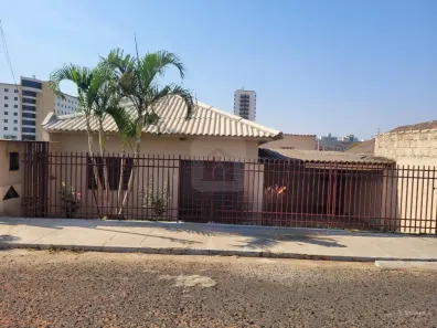 Casa com 3 Quartos à venda, 99m² no Nossa Senhora Aparecida, Uberlândia