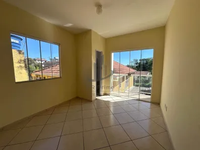 Casa com 2 Quartos para alugar, 67m² no Água Limpa, Volta Redonda