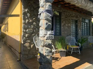 Casa com 3 Quartos à venda, 120m² no Bela Vista, Contagem