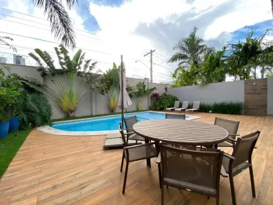 Casa de Condomínio com 3 Quartos à venda, 320m² no Jardim Karaíba, Uberlândia