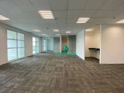 Sala Comercial para alugar, 162m² no Vila Cordeiro, São Paulo