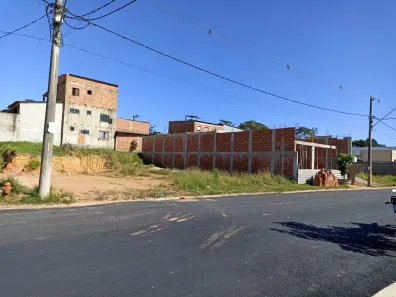 Lote/Terreno à venda, 264m² no Ajuda de Cima, Macaé