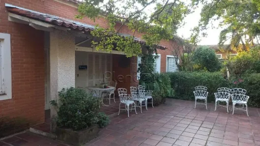 Prédio Comercial com 3 Quartos para alugar, 400m² no Centro, Vinhedo