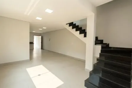 Casa com 3 Quartos à venda, 140m² no Califórnia, Belo Horizonte