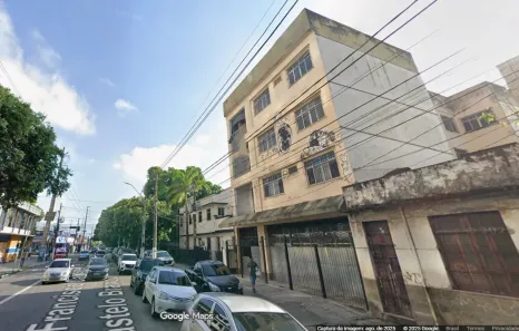 Prédio Comercial com 8 Quartos para alugar, 1200m² no São Brás, Belém