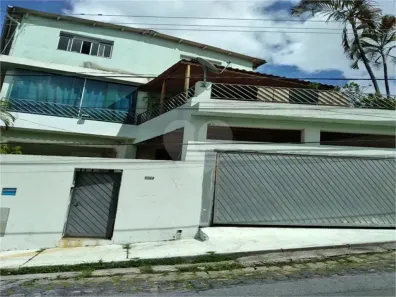 Sobrado com 6 Quartos à venda, 240m² no Jardim Carlu, São Paulo