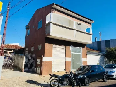 Sobrado com 2 Quartos para alugar, 80m² no Lorenzetti, Marília