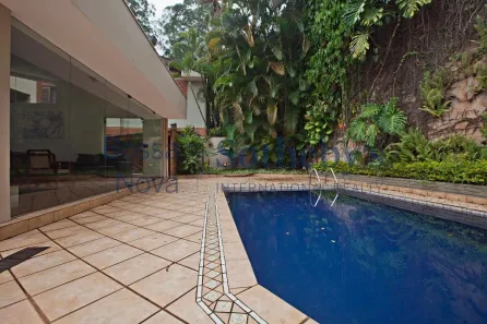 Casa de Condomínio com 4 Quartos à venda, 480m² no Parque do Morumbi, São Paulo