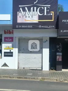 Ponto Comercial para alugar, 70m² no Centro, Uberlândia